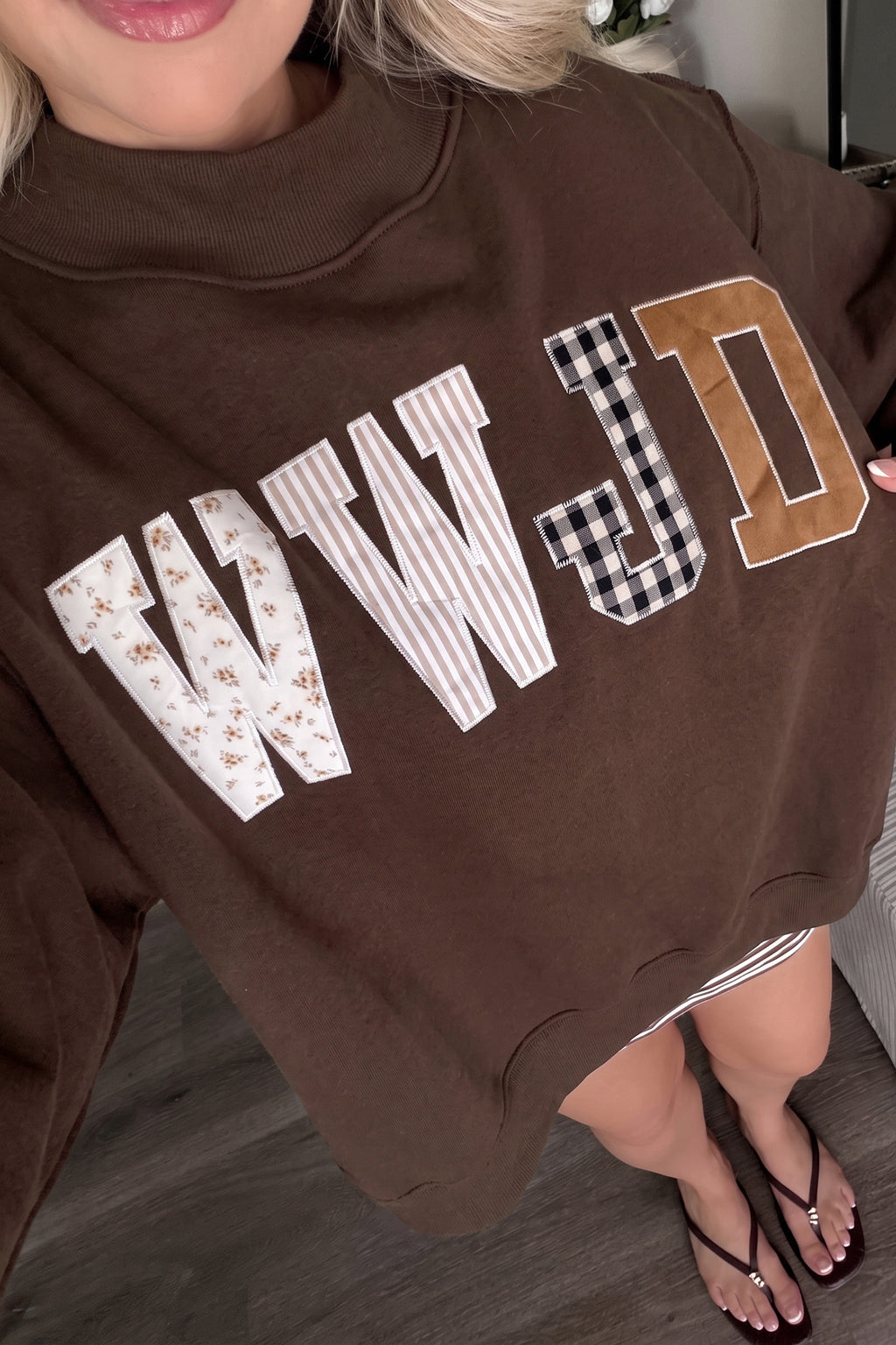 Coffee WWJD Mixed Pattern Embroidered Patch Graphic Mock Neck Sweatshirt