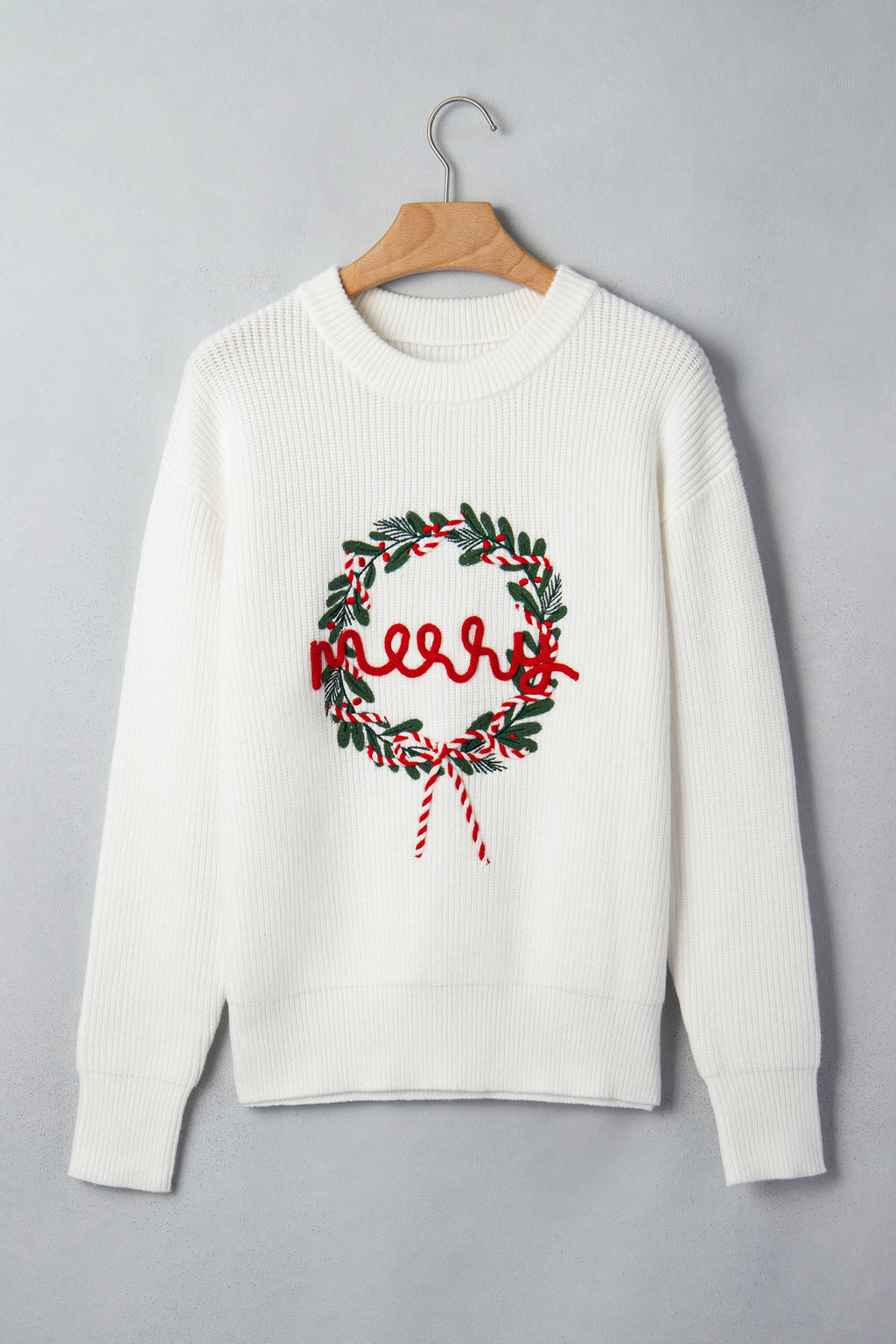White Christmas Wreath Pattern Round Neck Casual Sweater