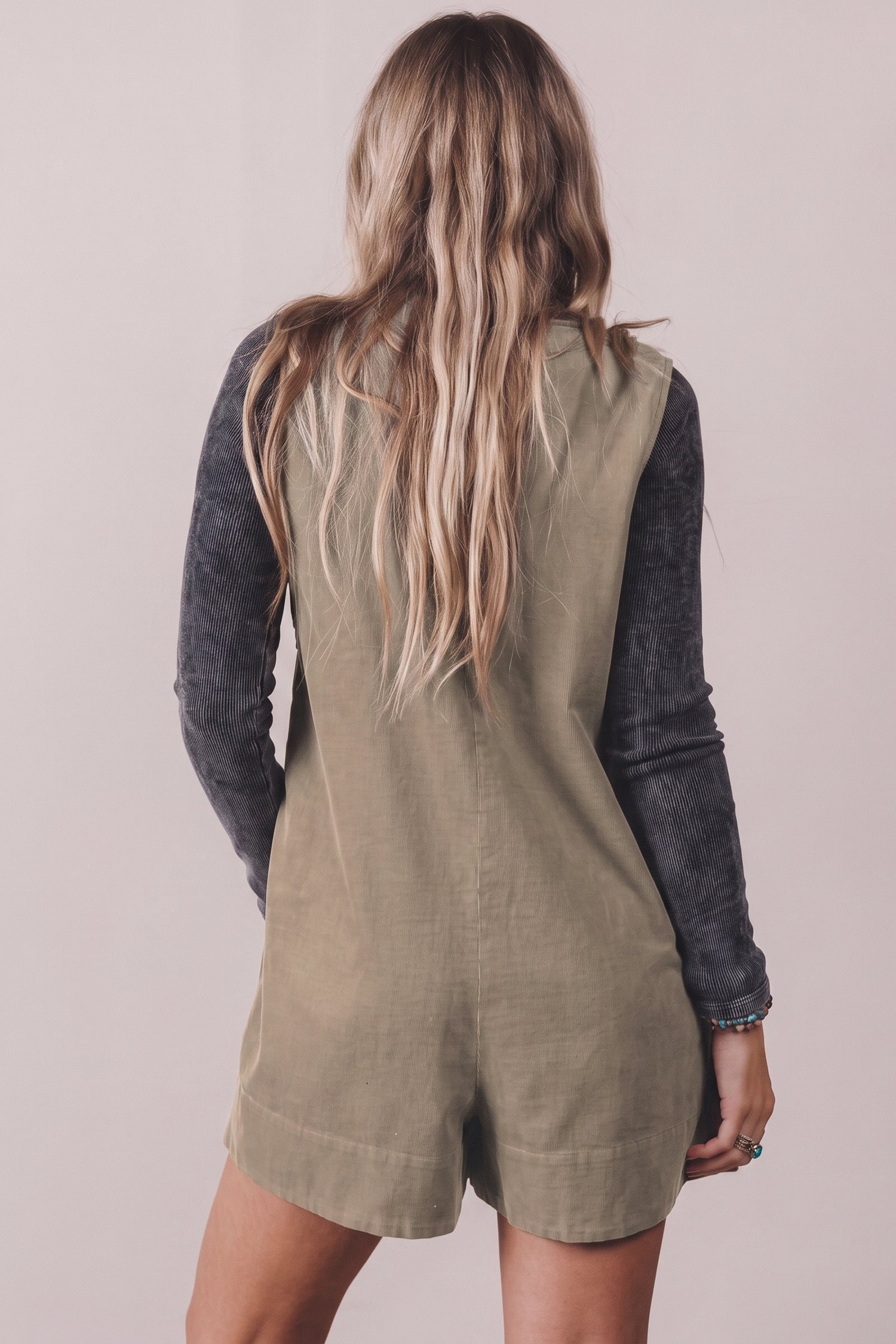Cinnamon Solid Color Tie V Neck Sleeveless Corduroy Romper
