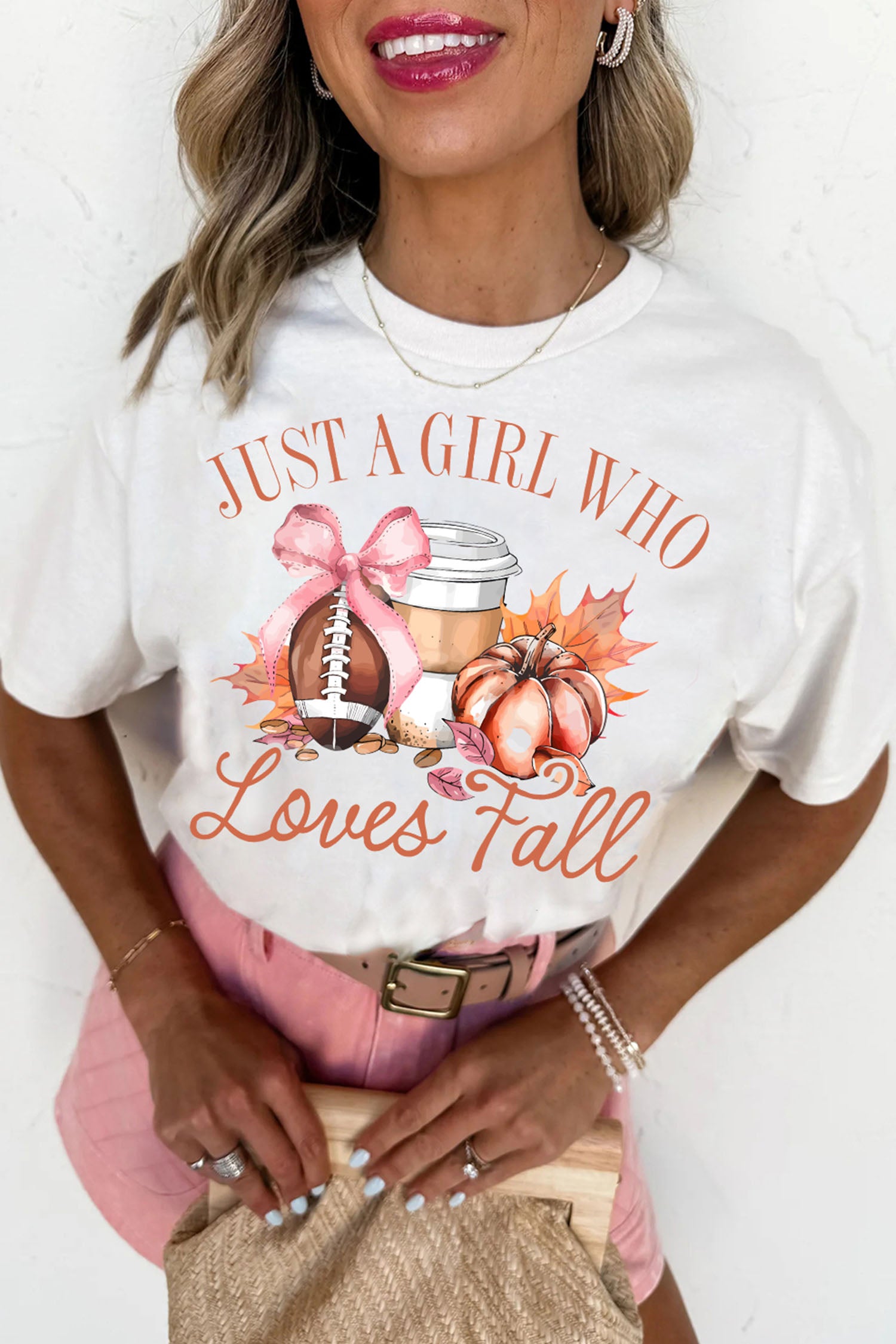 White JUST A GIRL WHO Loves Fall Graphic Casual Tee